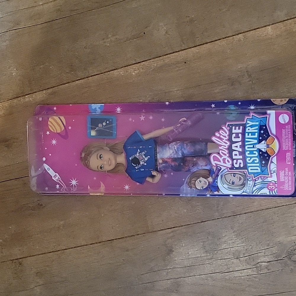 Barbie Space Discovery